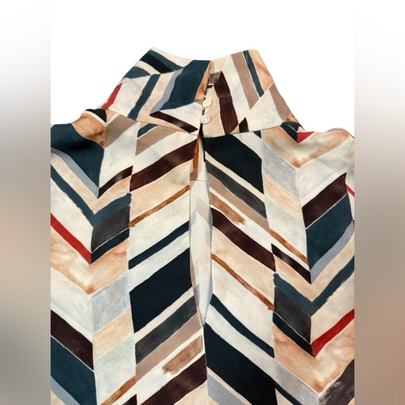 Aritzia Babaton Campbell Blouse Size Large - Picture 6 of 10